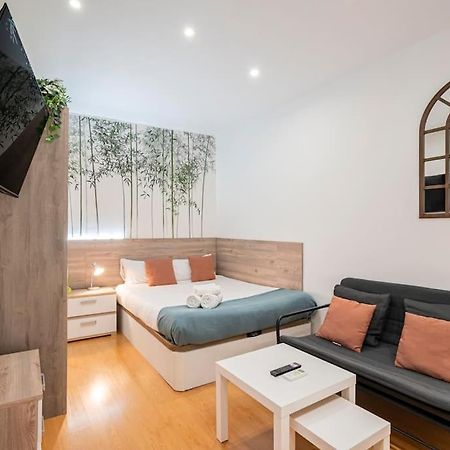 Espiritu Santo, Comodidad Para 2 En Malasana Madrid Eksteriør billede