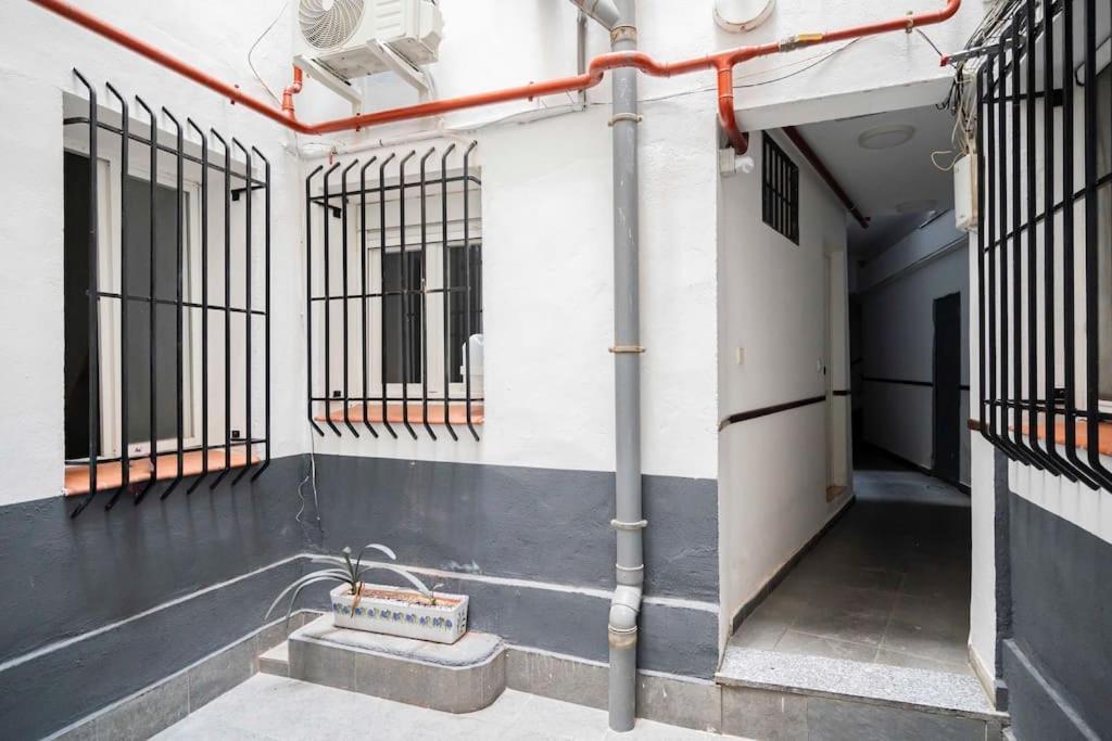 Espiritu Santo, Comodidad Para 2 En Malasana Madrid Eksteriør billede